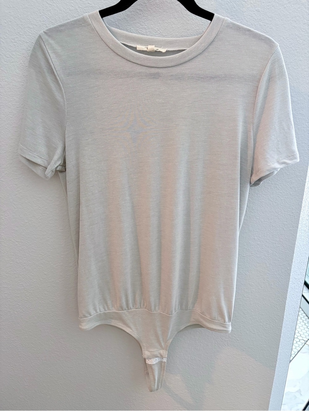 Madewell Light Gray Crewneck Short Sleeve Bodysuit